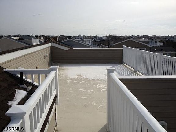 3rd image of 5535 Bay Ave