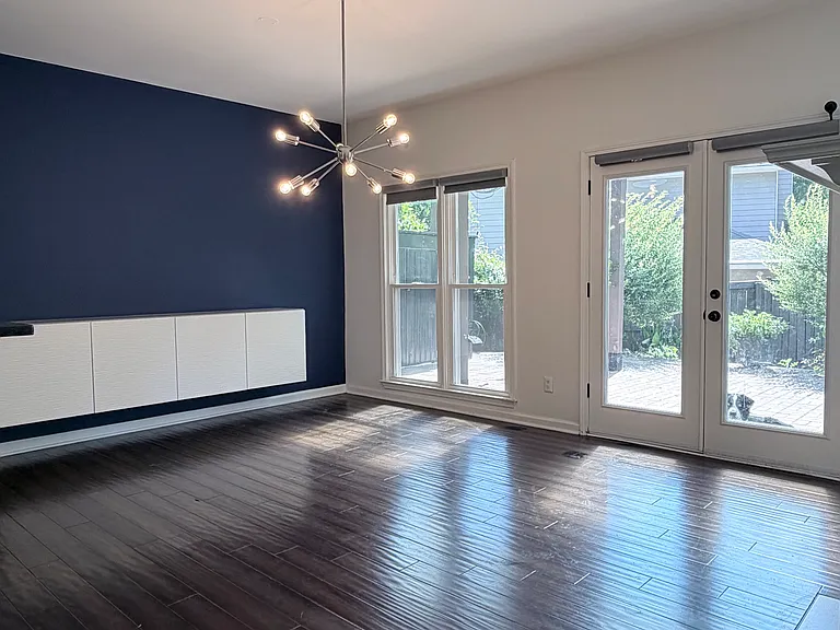 950 Lancaster Walk — Photo 14