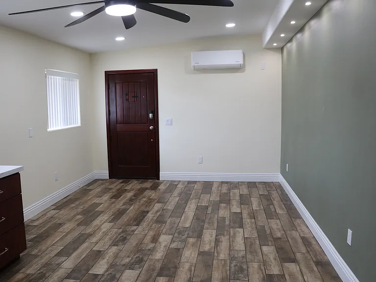 18202 Peppergrove St #18204 — Photo 12