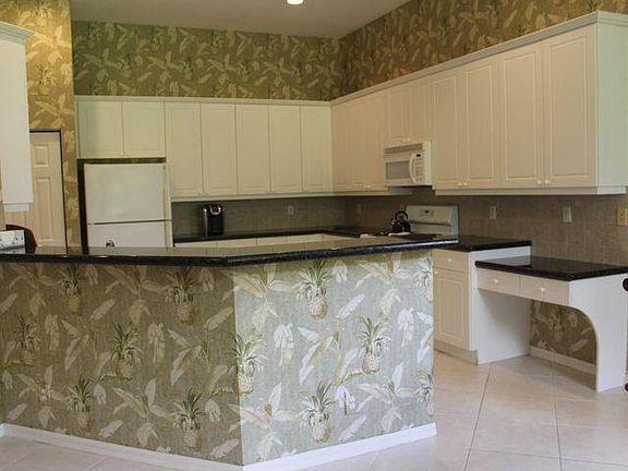 3rd image of 10836 Grande Blvd