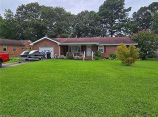 2200 Christopher Dr, Chesapeake, VA 23321