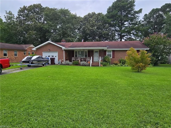 2200 Christopher Dr, Chesapeake, VA 23321