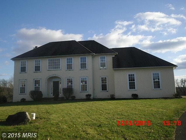 Exterior (Front)