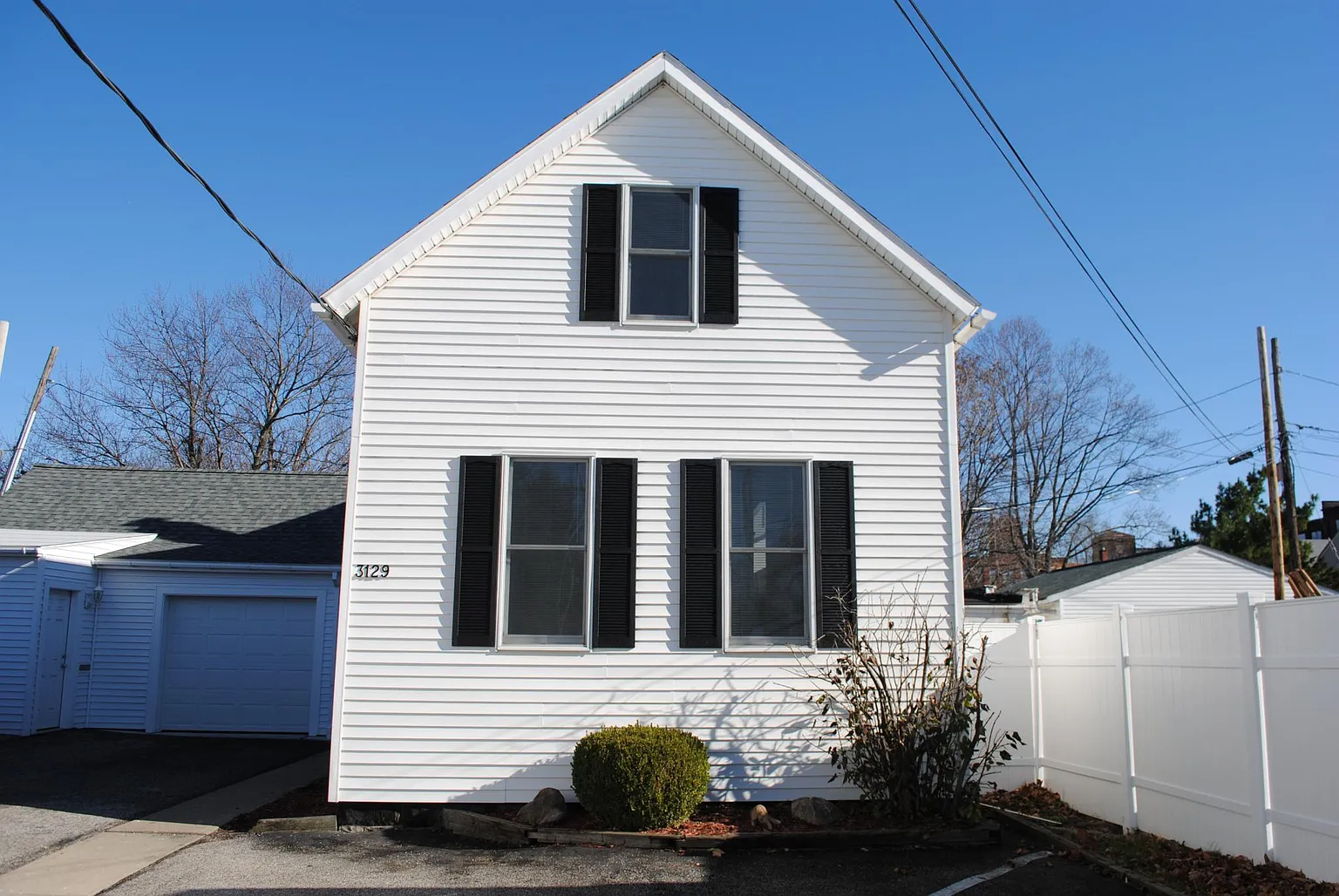 3129 Fulton Rd photo 1