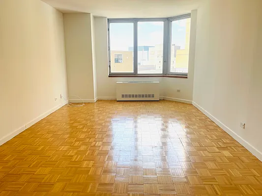 Rented by Oxford Property Group | media 24