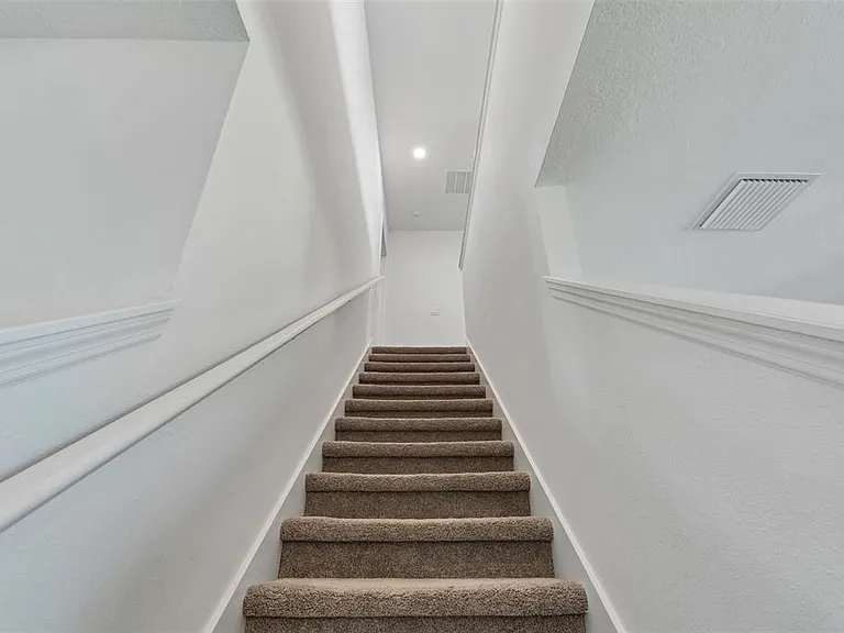 3406 Grassy Knoll Ct — Photo 38