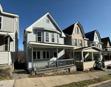213 Maple Ave, Altoona, PA, 16601