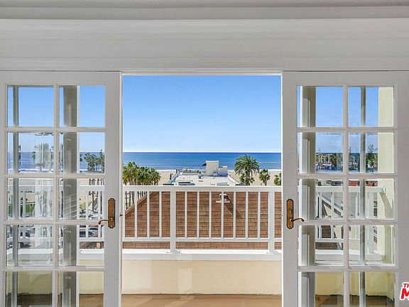 3rd image of 25 Arcadia Ter #Penthouse
