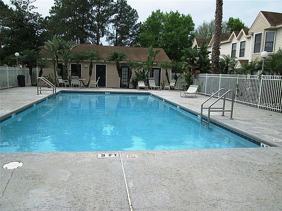 Community pool