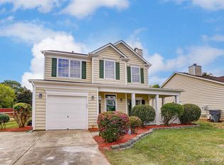 8407 Galena View Dr, Charlotte, NC 28269