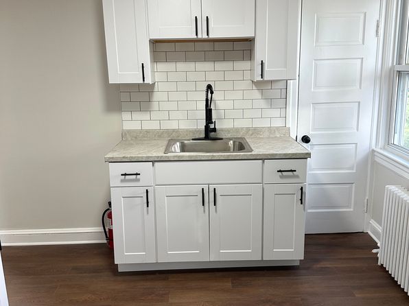 14 Central Ave FLOOR 2