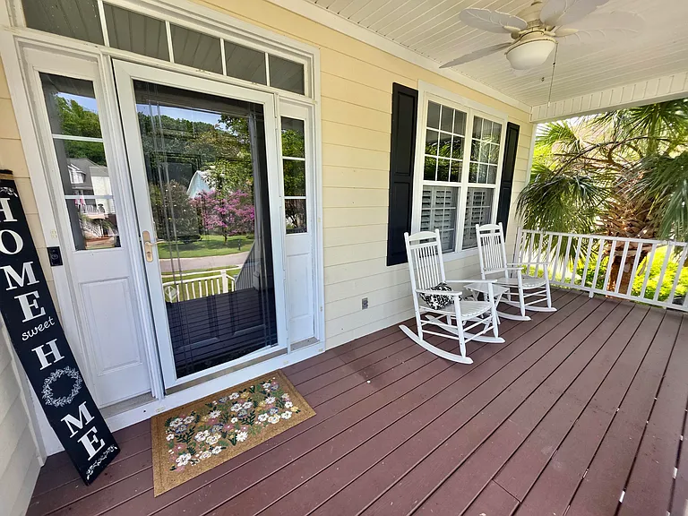 3518 Stockton Dr — Photo 3