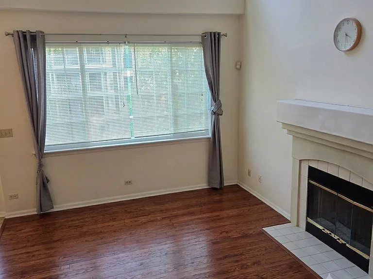 Family room with high vaulted ceiling