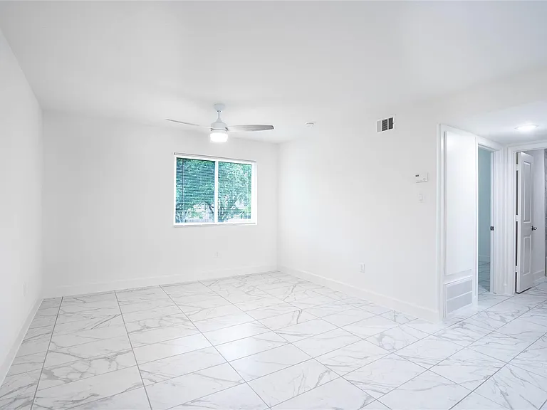 4410 Bellfort St #8 — Photo 5