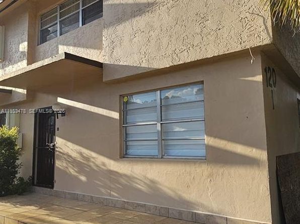 120 SW 108th Ave APT I1