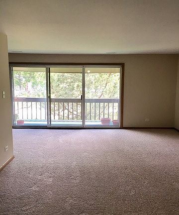 4th image of 634 E Glenwood Dyer Rd