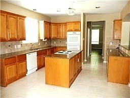 3rd image of 3818 Pleasant Valley Dr