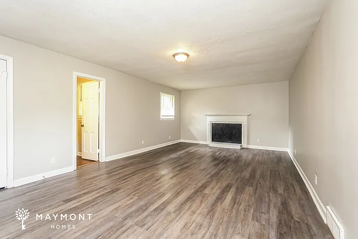 2326 Kaywood Ln — Photo 9