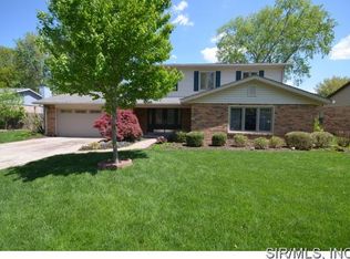 516 Millstone Dr, Belleville, IL 62221