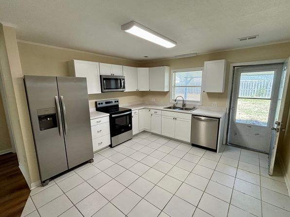 242 Greenville Ave #6A