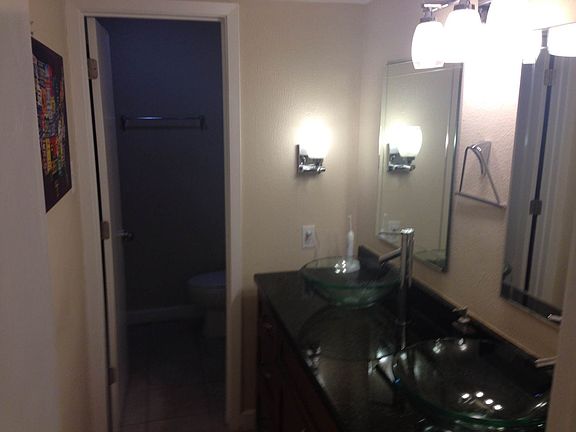 Bowl sinks and granite