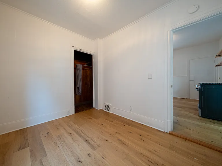 2224 26th Ave S #1 — Photo 18