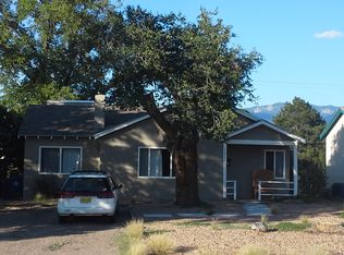 1604 Ridgecrest Dr SE, Albuquerque, NM 87108