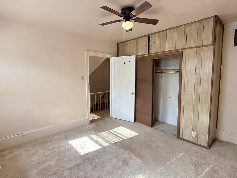 104 Washington St — Photo 16