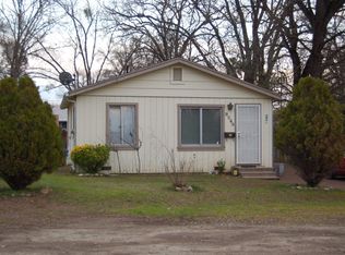 1675 School St, Anderson, CA 96007