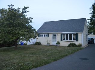 30 King Ct, Enfield, CT 06082