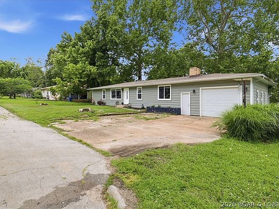 3rd image of 505 E Brockman Ave