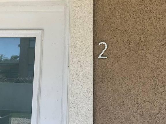 4th image of 717 N Grandview Ave APT 2