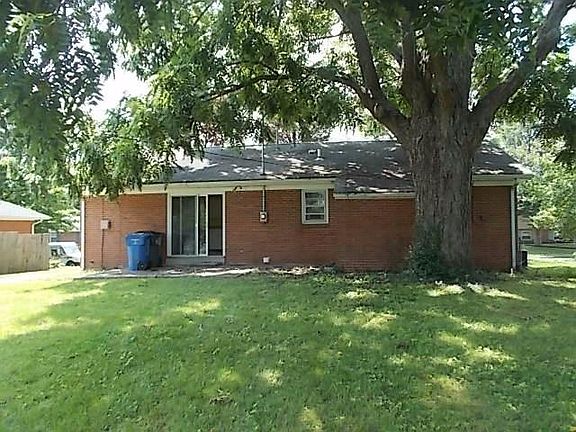 2nd image of 635 Warrington Dr