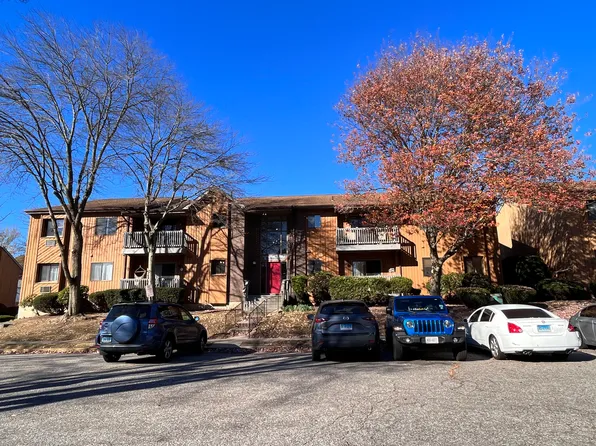 35 Riverview Drive #35, Bridgeport, CT 06606