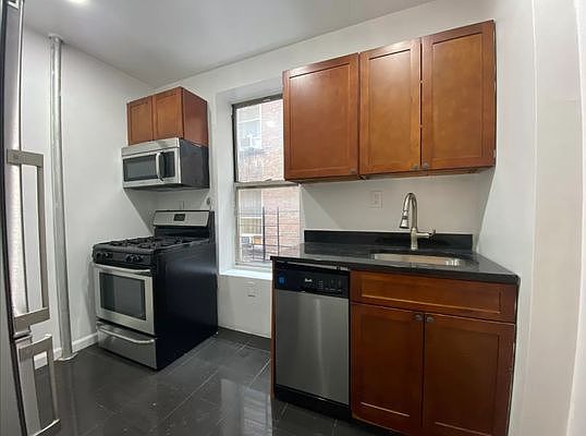 1st image of 532 W 143rd St #42A