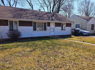 26620 Academy St, Roseville, MI 48066