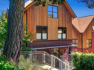 7446 Latona Ave NE, Seattle, WA 98115