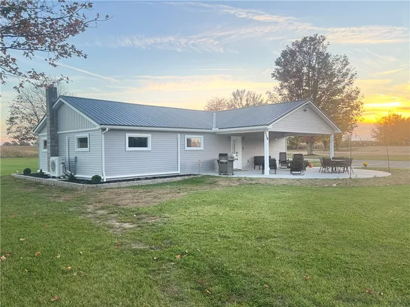 2672 W County Line Rd, Jamestown, PA 16134