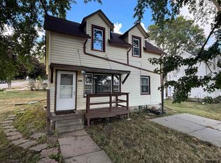 600 E 1st St, Oakland, NE 68045