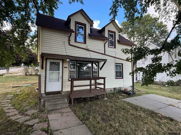 600 E 1st St, Oakland, NE 68045