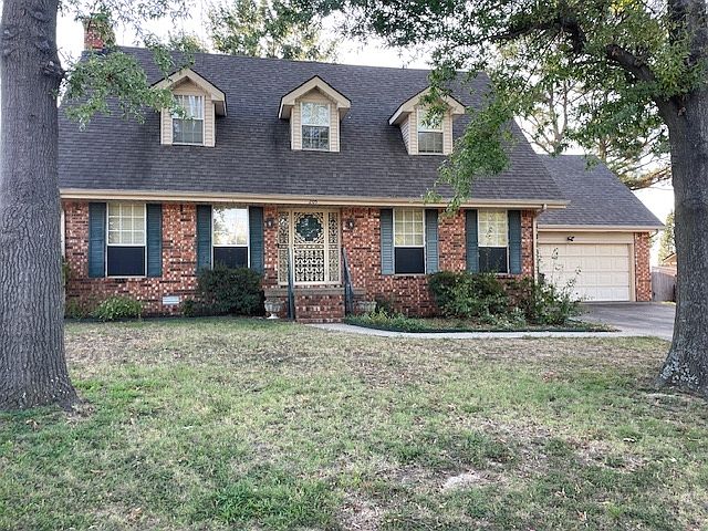 1st image of 205 Cooper Cir