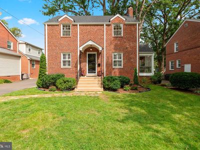 125 N Oakland St, Arlington, VA, 22203