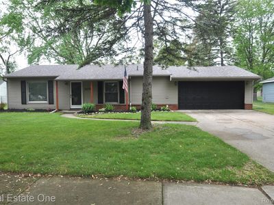 1070 Avon Manor Rd, Rochester Hills, MI, 48307