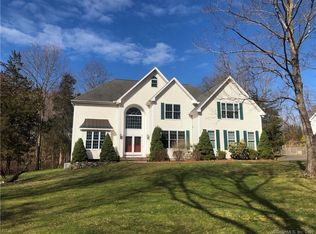 1790 Moose Hill Rd, Guilford, CT 06437