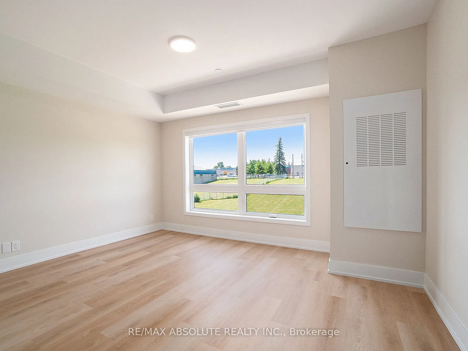 Studio, $1,950 — Photo 4