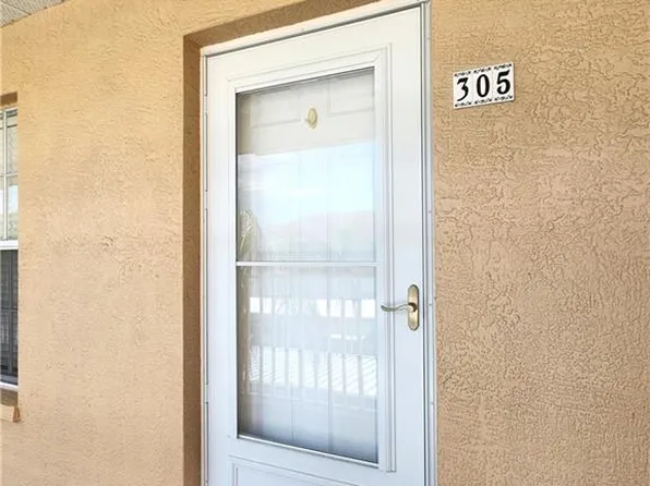 9640 Victoria Ln APT 305, Naples, FL 34109