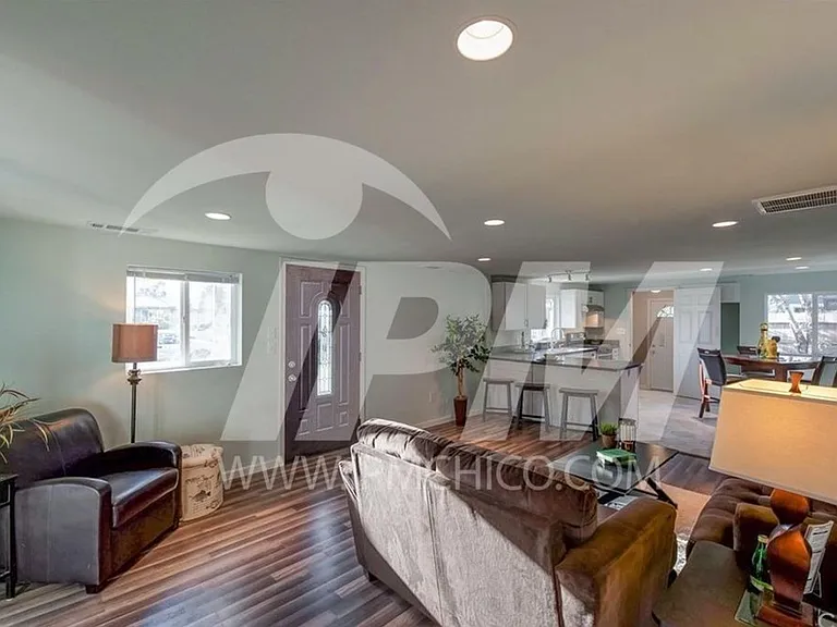 842 Alice Ln — Photo 4