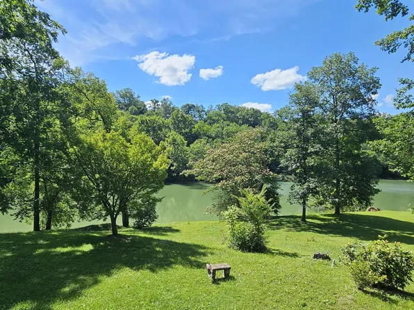 408 Westwood Dr, McMinnville, TN 37110