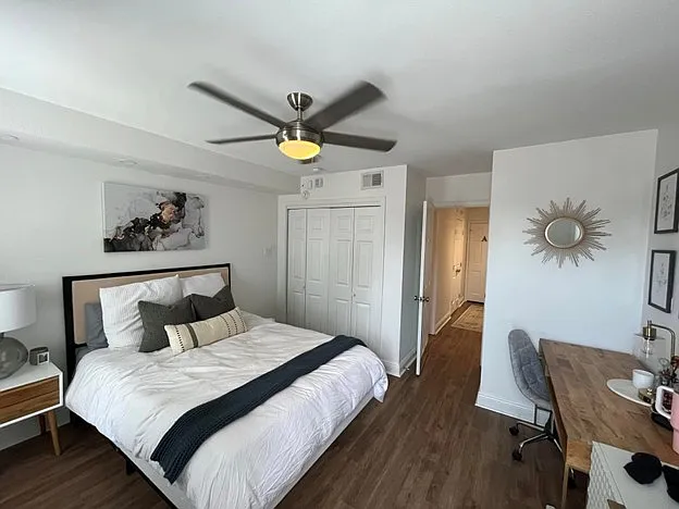 Upstairs back bedroom
