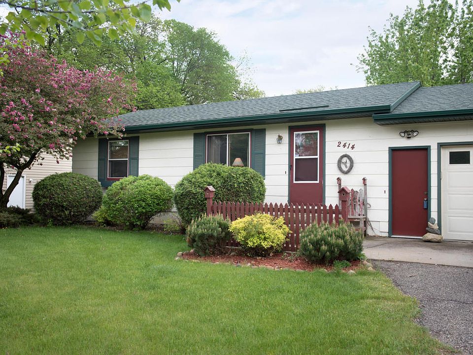 1st image of 2414 Basswood Ln